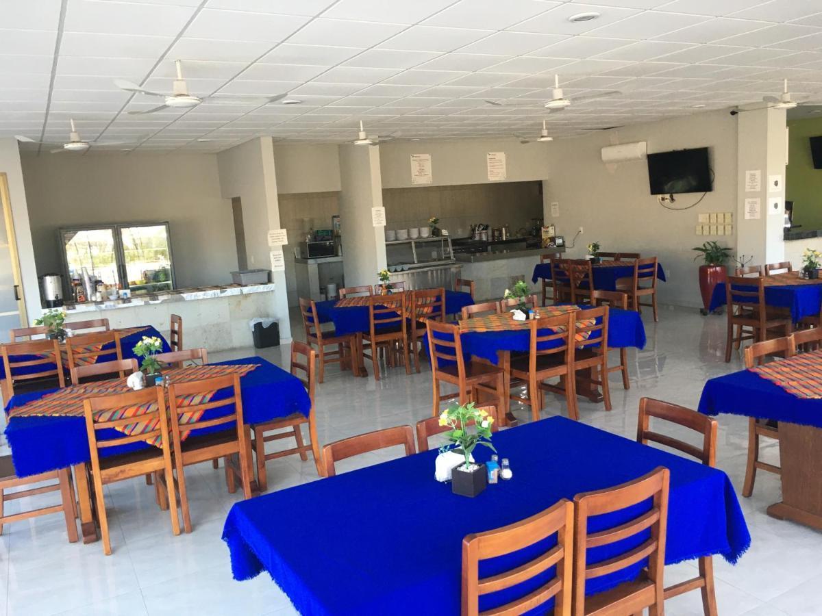 El Descanso Inn 马萨特兰 外观 照片
