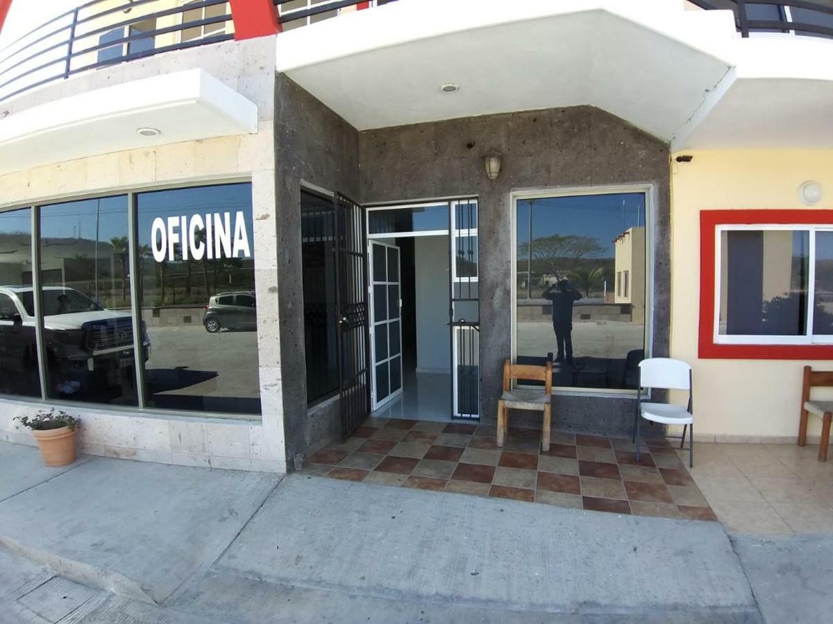El Descanso Inn 马萨特兰 外观 照片
