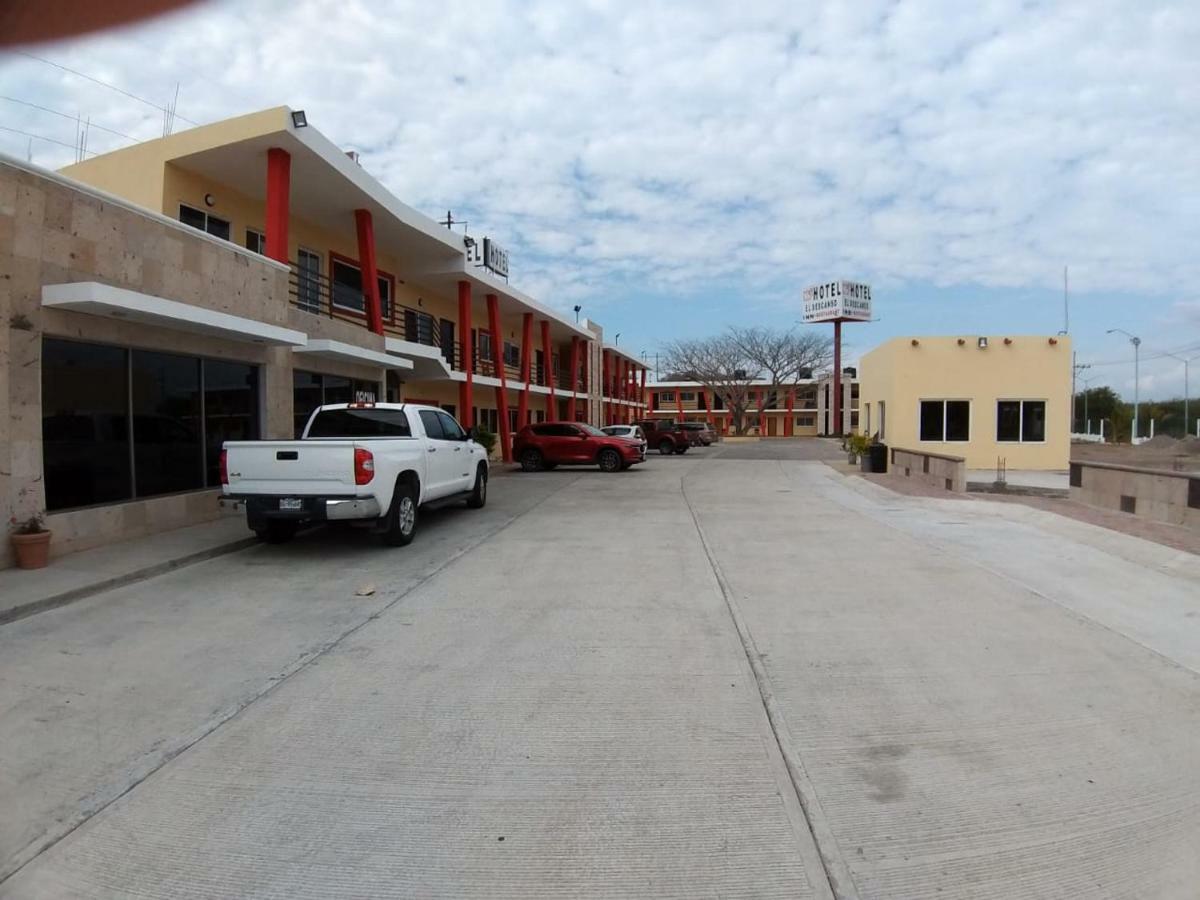 El Descanso Inn 马萨特兰 外观 照片